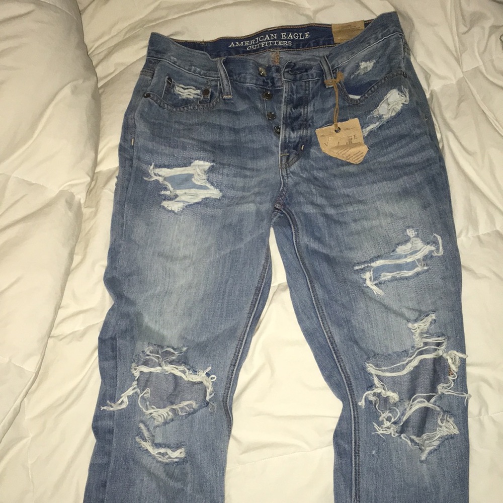 American Eagle Mom Jeans